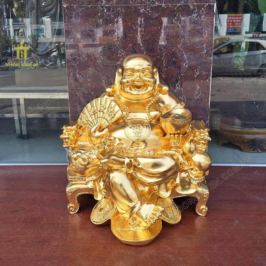 Tượng Phật Di Lặc bằng đồng dát vàng ngồi ghế đúc thủ công tinh xảo 