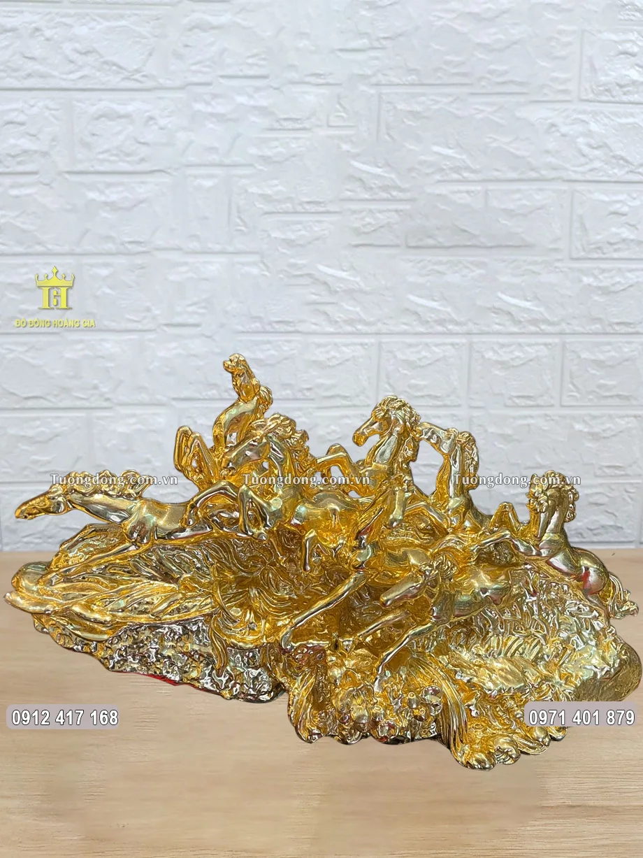 Tượng Bát Mã Phi Thiên Bằng Đồng Dát Vàng 24K