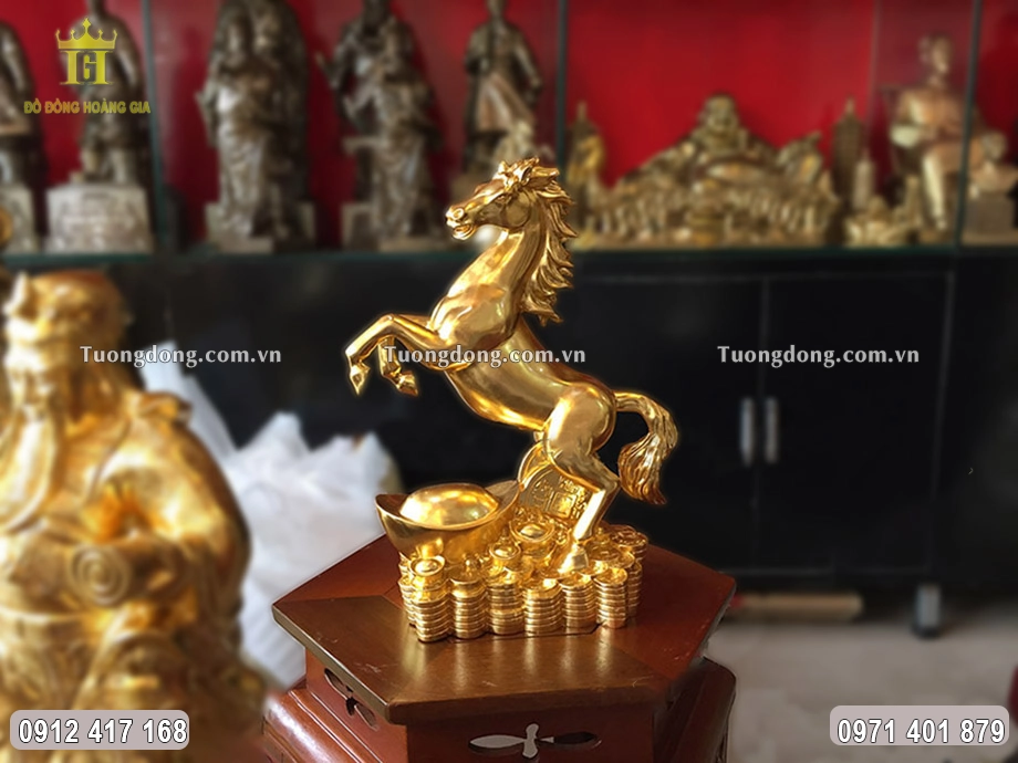Tượng Con Ngựa Bằng Đồng Dát Vàng 9999 Cao 30Cm