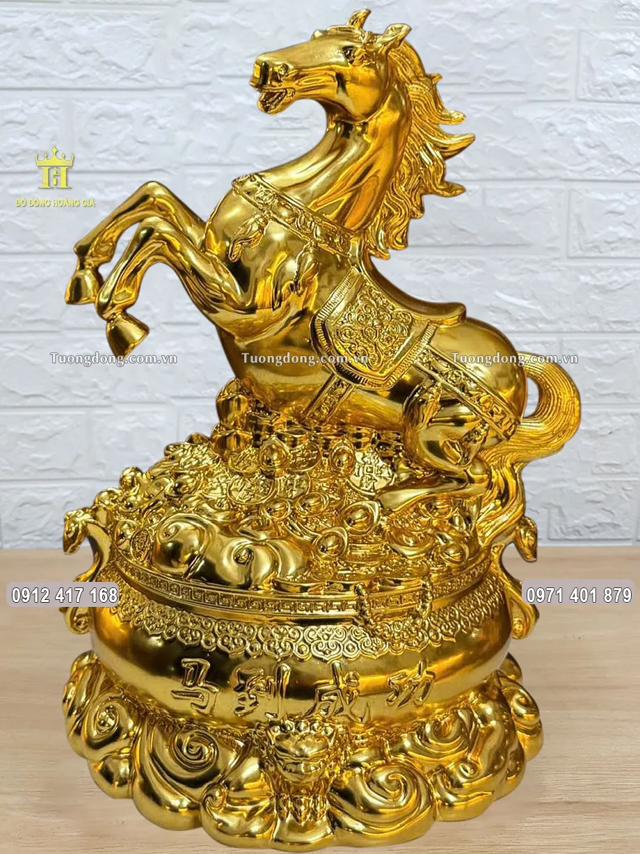 Tượng Ngựa Đứng Hũ Vàng Tài Lộc Mạ Vàng 24K