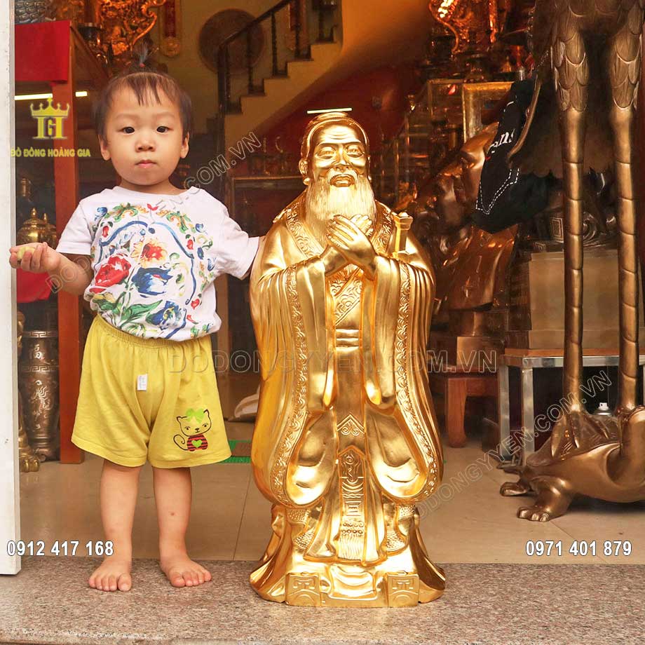 Tượng Khổng Tử bằng đồng mạ vàng đúc theo mẫu và kích thước yêu cầu