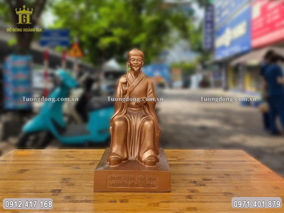 Tượng Nguyễn Bỉnh Khiêm Bằng Đồng Đỏ Cao 48Cm