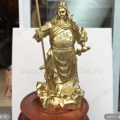 Tượng đồng Quan Công đứng chống đao cao 42cm bằng đồng vàng - TĐ107