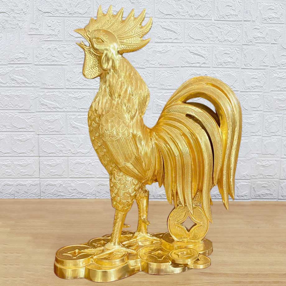 Tượng Đồng Gà Trống Đứng Trên Tiền Dát Vàng 24K