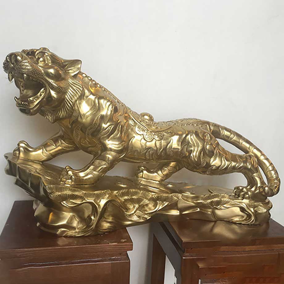 Tượng Hổ Đúc Bằng Đồng Vàng Cát Tút Dài 60Cm