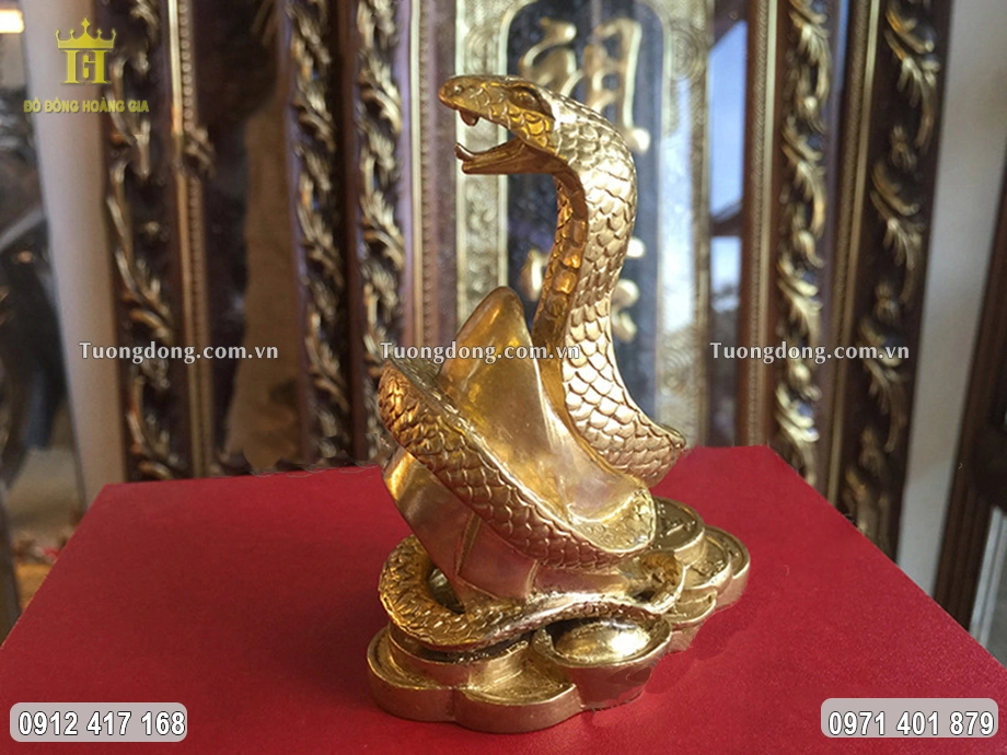 Tượng Con Rắn Bằng Đồng Nguyên Chất Cuộn Đĩnh Bạc Lớn