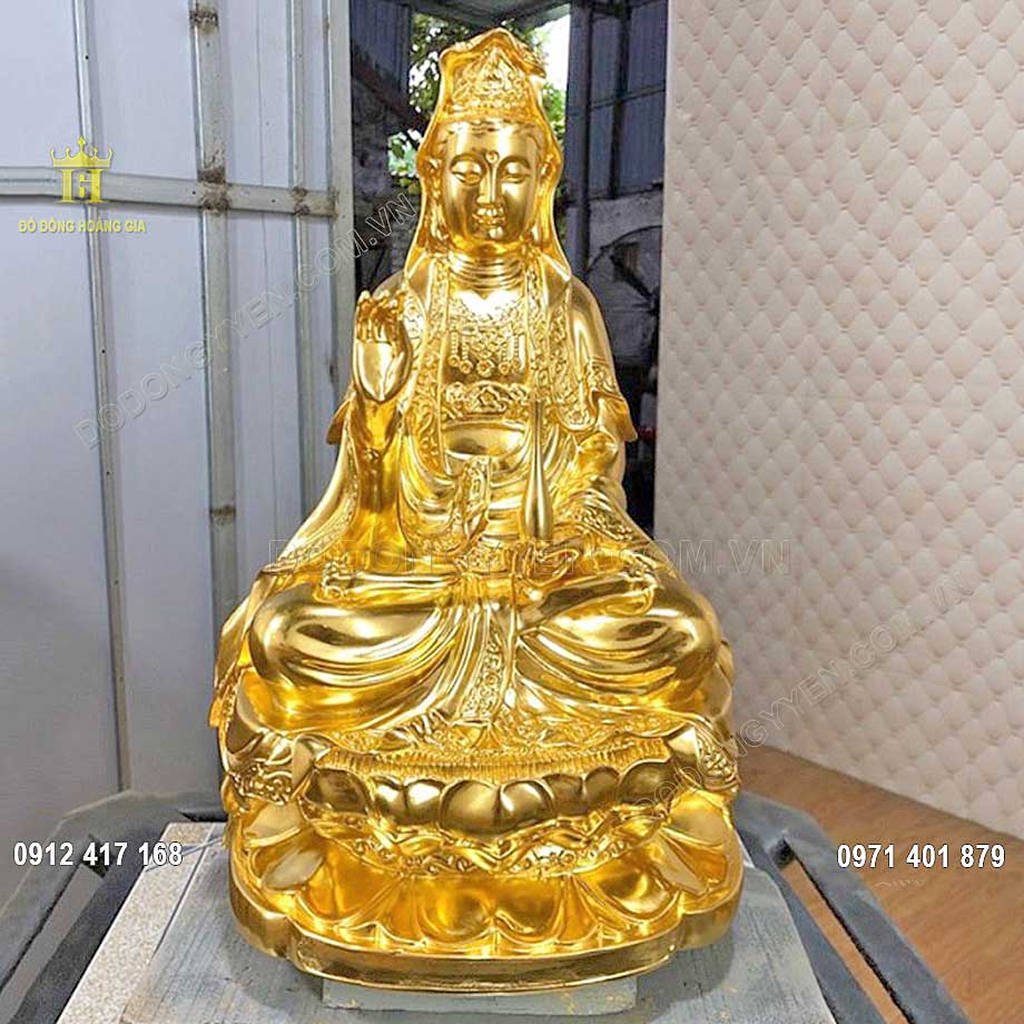 Tượng Phật Quan Âm được đúc bằng nguyên liệu đồng thanh khiết 100%