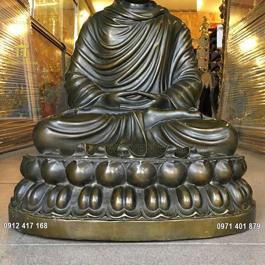 Hoàng Gia nhận đúc tượng Phật cỡ lớn cúng tiến vào đình chùa