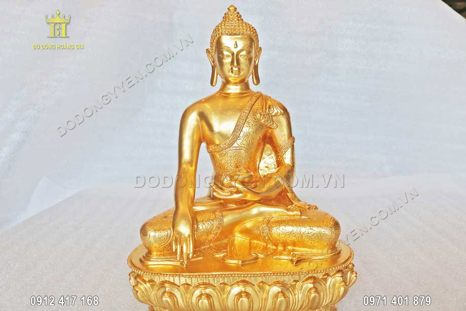 Thờ cúng tượng Phật Thích Ca Mâu Ni mang lại bình an cho gia chủ