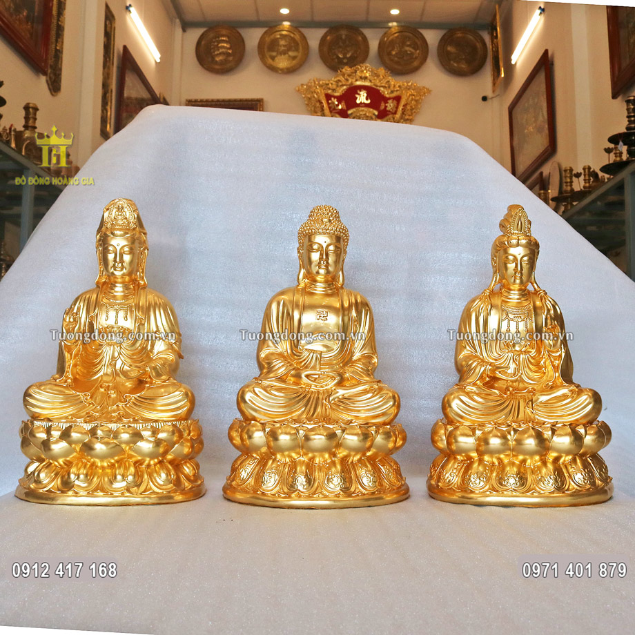 Bày trí tượng Phật Adida trên ban thờ phải thể hiện được sự tôn kính