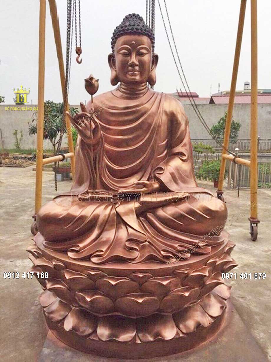 Tượng Phật do nghệ nhân có chuyên môn tay nghề cao tại Hoàng Gia chế tác